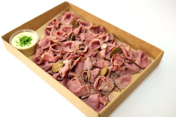 Vitello tonato s kapary (1kg)